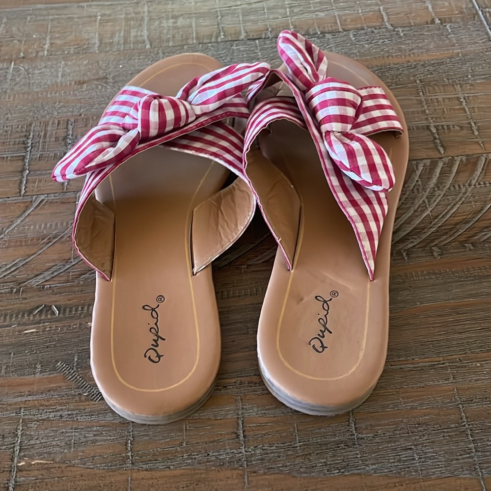 Sandals - Picture 2 of 2